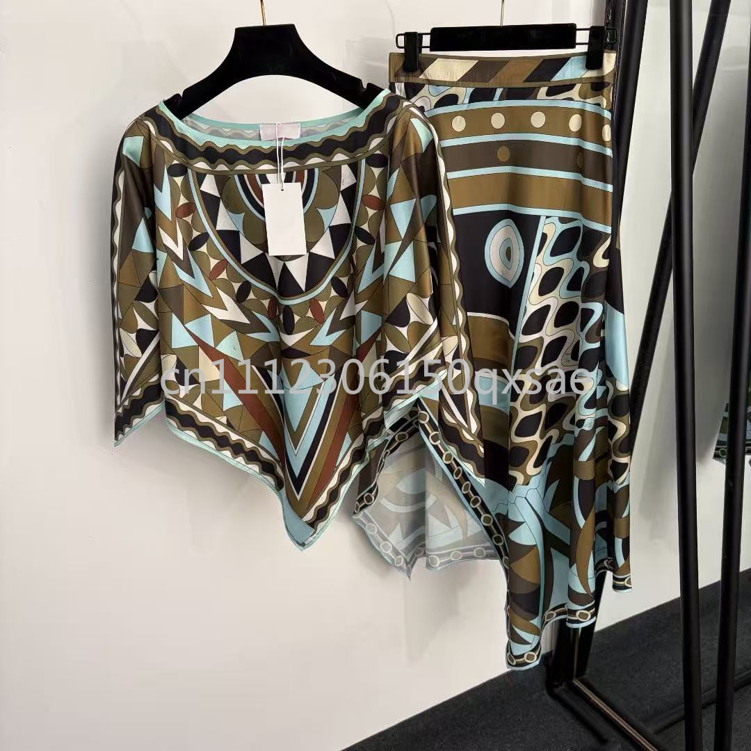 Streetwear Brands Logo - Luxe design dames zwarte manteljurkensets met