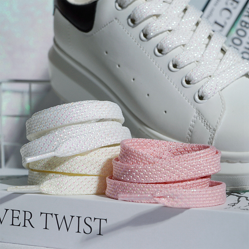 Kleurrijke heldere glitter wit - Travis Scott Lace recensie en prijs